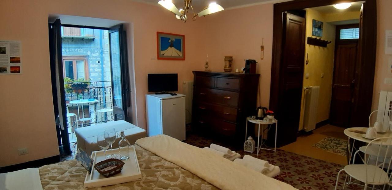 La Casa Del Pittore Di Petralia Petralia Soprana Eksteriør bilde