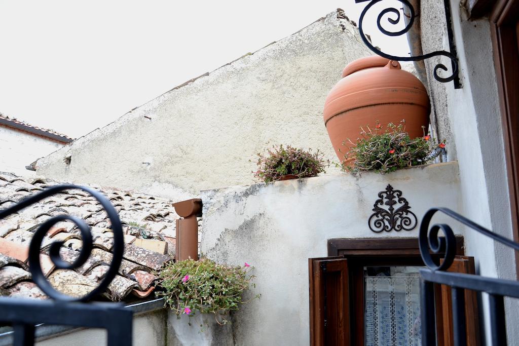 La Casa Del Pittore Di Petralia Petralia Soprana Eksteriør bilde